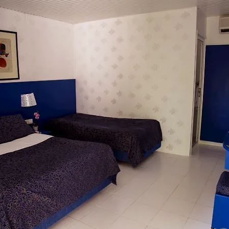 Blue & White 3* Çıralı