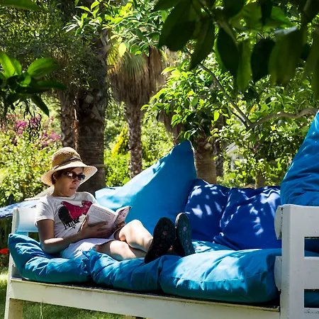 Blue & White Tatil parkı 3*